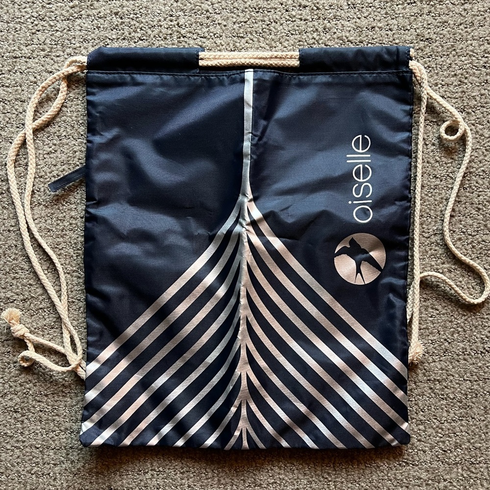 Oiselle String Bag